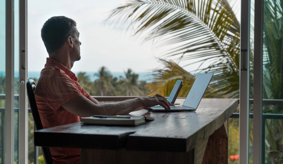 Aluguel de temporada em Prado Bahia – apartamento amplo e confortável de temporada com espaço para home office, varanda